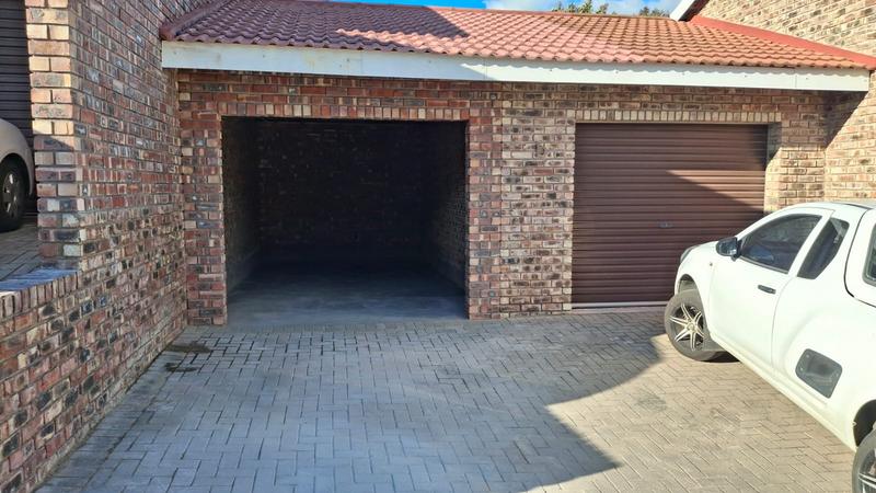 3 Bedroom Property for Sale in Dana Bay Western Cape